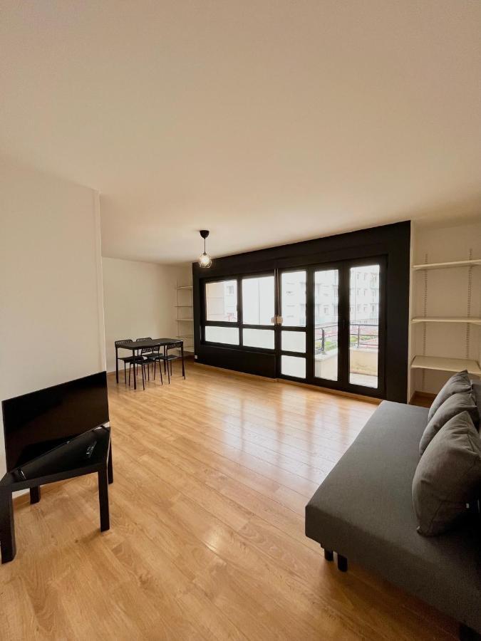 Ponsardin- Appartement Avec Balcon Et Parking 兰斯 外观 照片