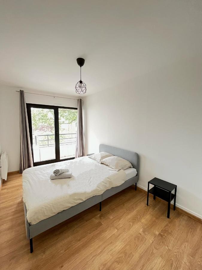 Ponsardin- Appartement Avec Balcon Et Parking 兰斯 外观 照片