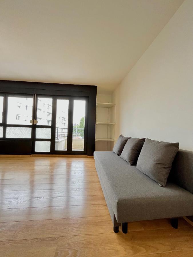 Ponsardin- Appartement Avec Balcon Et Parking 兰斯 外观 照片