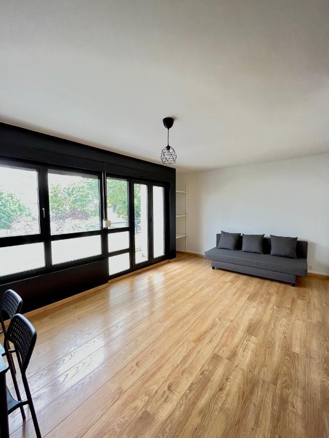 Ponsardin- Appartement Avec Balcon Et Parking 兰斯 外观 照片